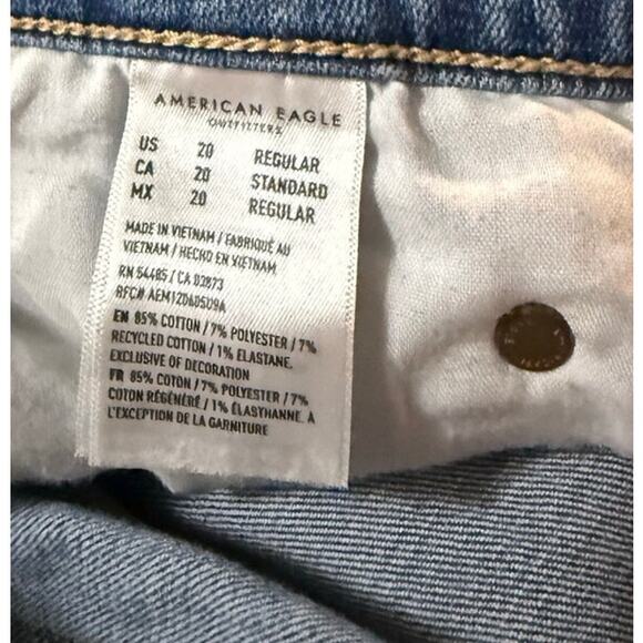 American Eagle Distressed Jeans, Ripped High Rise Stretch Denim, Plus Size 20 - Picture 7 of 8